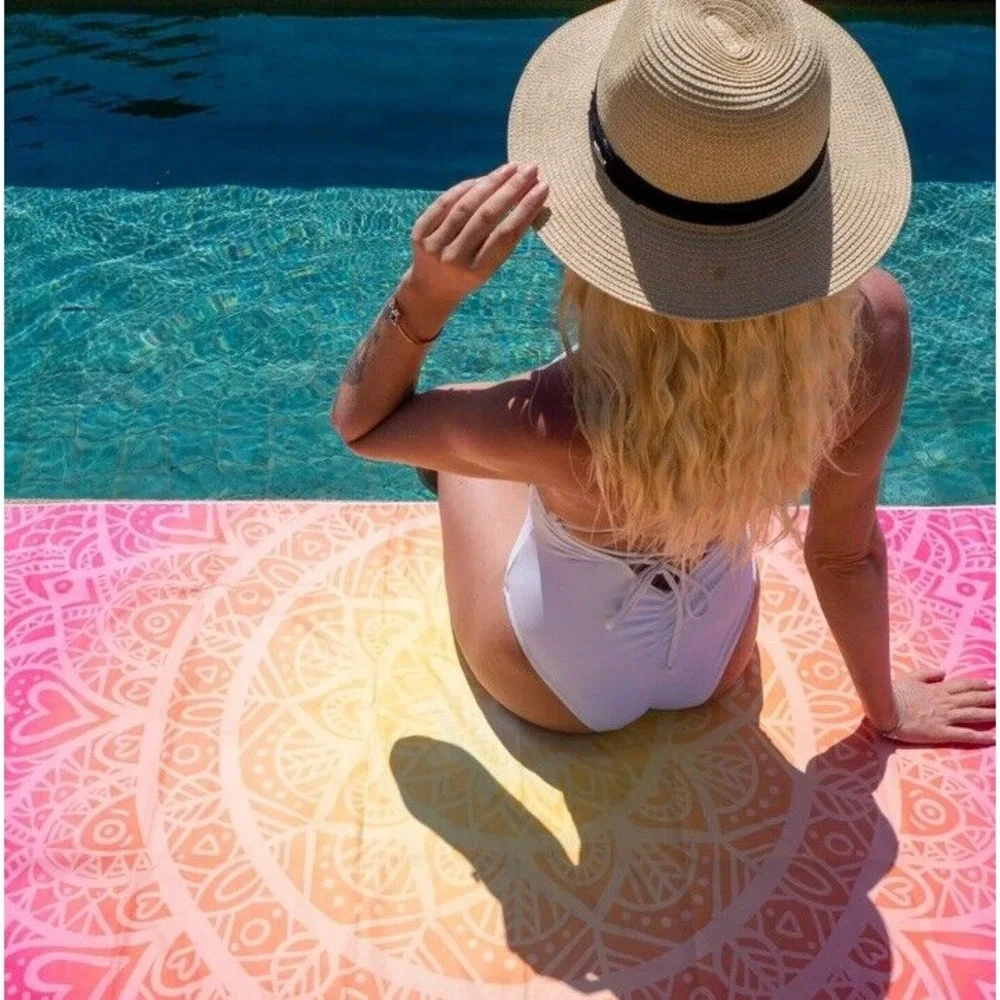 Mandala Beach Towels, 30x70 in, Oversized Beach Towel‎ w/ Travel Bag, Microfiber